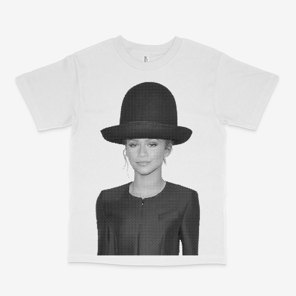 the hat tee